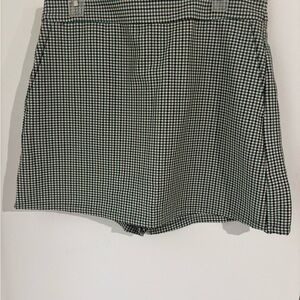 Zara Black and White and Green Checkered Mini Skirt